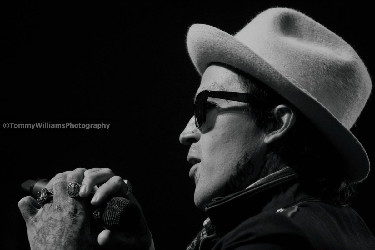 Tom_Ahawk_Photo's tweet photo. One of my images of @Yelawolf killing it at the @SkywayTheatre in Minneapolis, MN. Last night! #SlumericanTour http://t.co/tkJXnoeKgJ