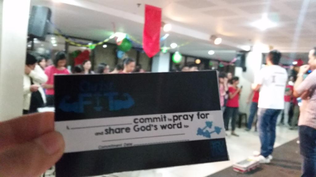 youthalive_woh's tweet photo. Commitment card to share God's word and pray for a certain person. #YA26th #ChristFit http://t.co/TMcUkCiR1H