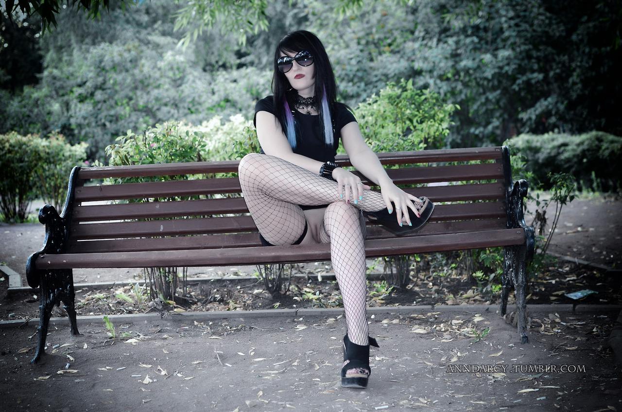  bench upskirt 