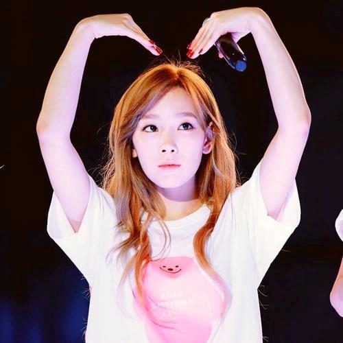 tayewn's tweet photo. malam bae dont skip ur dinner @YBRome_CC ❤️❤️❤️ http://t.co/14Vx9ZgVx0