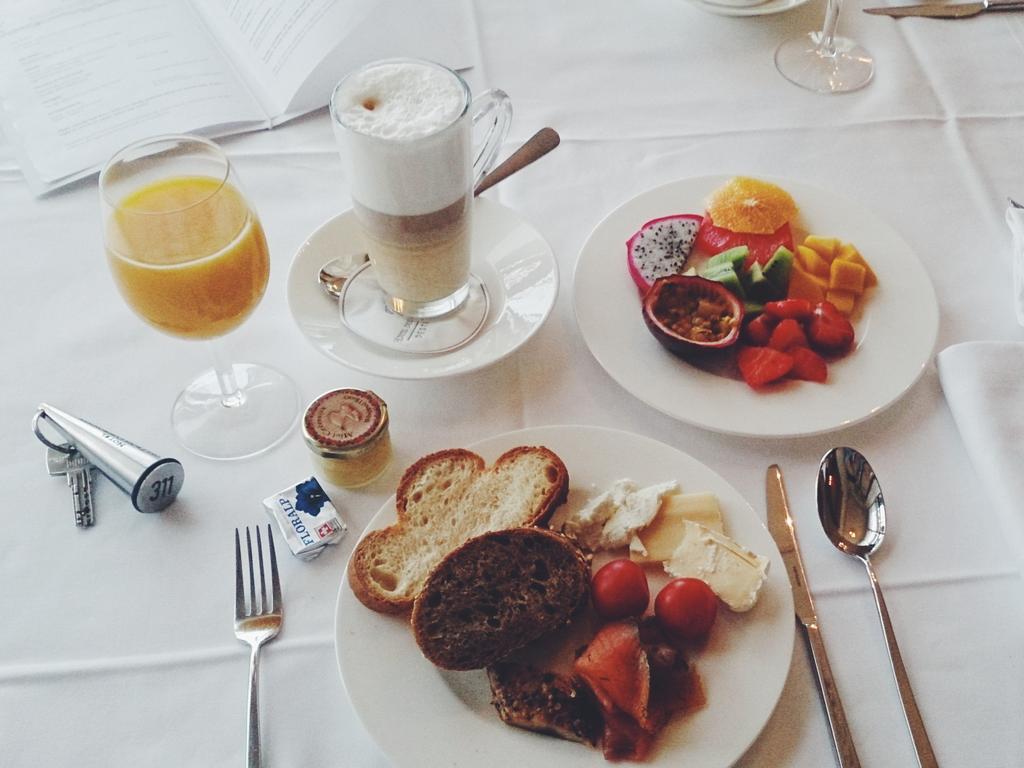 Breakfast for champions Hotel  <a href="/TroisCouronnes/">HotelTroisCouronnes</a> 🍴