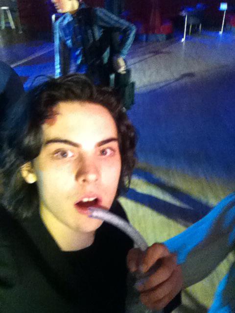RoHowa's tweet photo. How I got ready last night... #musicianperks http://t.co/dYjM6rOAXE
