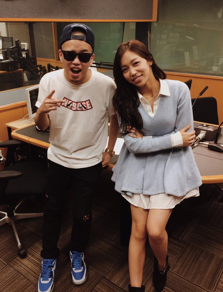 Fm福岡さんの番組 工藤えみ さんが パーソナリティーの Emi 039 S Cafe の収録に 行ってきました めちゃくちゃ 楽しかった 笑 是非ちぇけらぃ Nobu Scoopnest