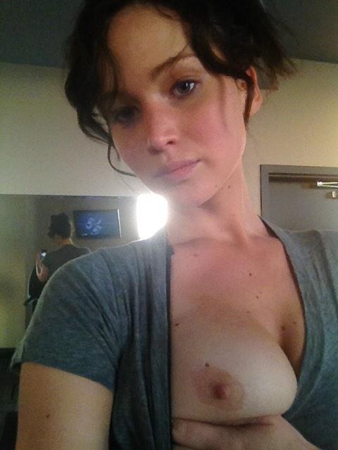 SluttySnaps247 tweet picture