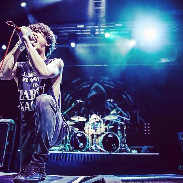 ryosanorange's tweet photo. #最高だと思うボーカルで100RT目指せ 
#RTしてくれた人全員フォローする 

やっぱりtaka！ http://t.co/mhZqwHBy8C