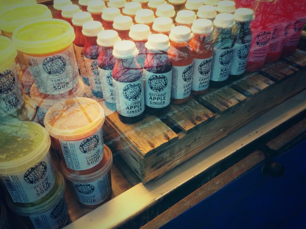 RT and help us get to 2000 followers today - the 2000th gets a free gift. Remember we're <a href="/EdFarmersMarket/">Edinburgh Farmers' Market</a> today!