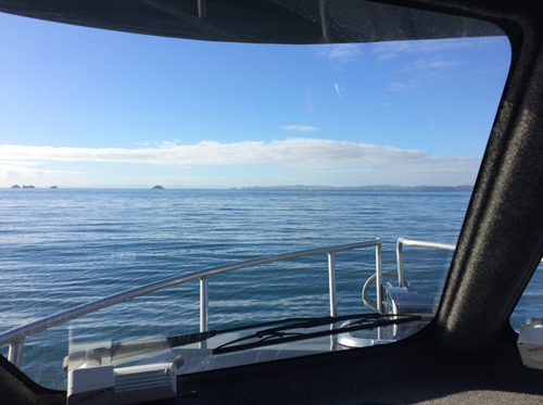 HookMad's tweet photo. One of those "Where shall we go..." moments. Calm water, full tanks - Hauraki Gulf fishing.  #fishingpics #hookmad http://t.co/CTg4PiS4ei