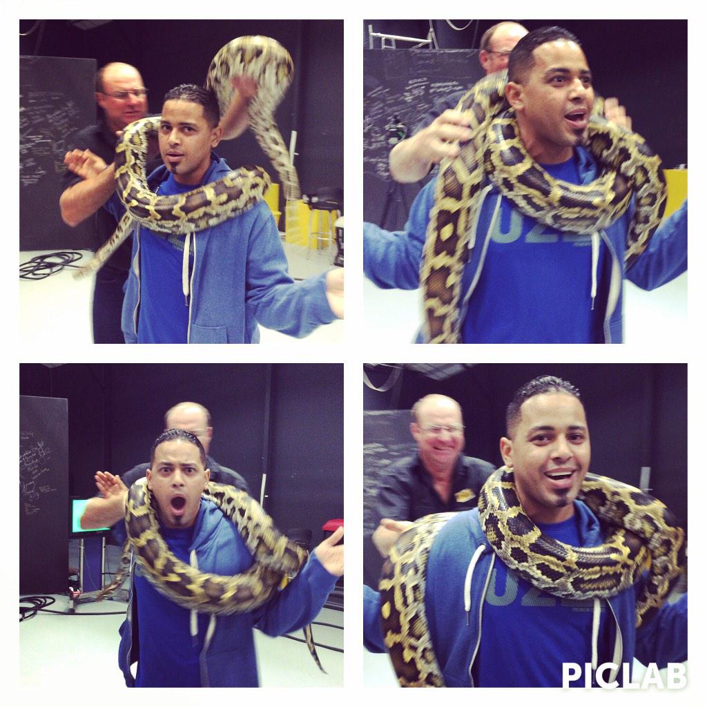 lucian_albertyn's tweet image. Yesterday at @hecticnine9! When I want to get over my fear of touching a snake. so funny! #studioantics #freakedout