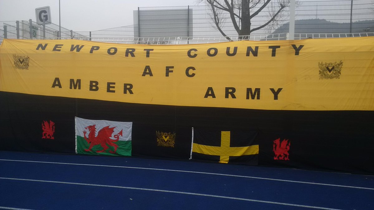 fccarlzeissjena's tweet photo. Welcome in paradise, welsh friends from @NewportCounty. #matchday #friendship http://t.co/90CUtNmhAO