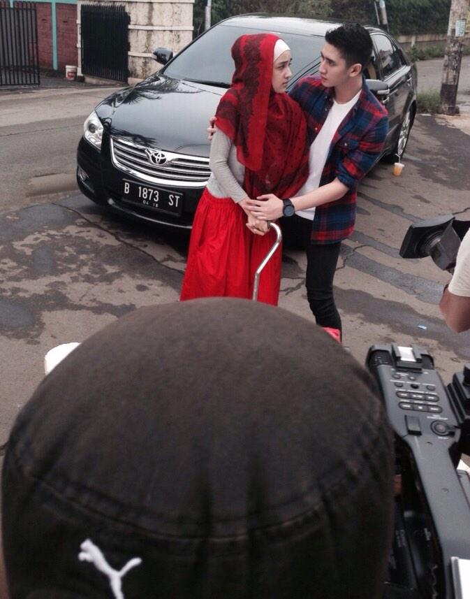 BramastaVerrell's tweet photo. Jilbab In Love? @OfficialRCTI @RCTI_JIL @VBramastaUpdate 18.15 Setiap hari :) http://t.co/WMBPqFWmuq