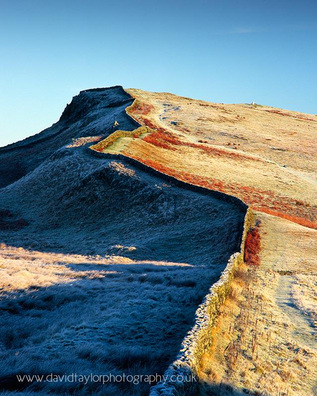 dtphotography's tweet photo. '...Sew(ingshields Crag), a needle pulling thread...' http://t.co/kE2Da5tlPi