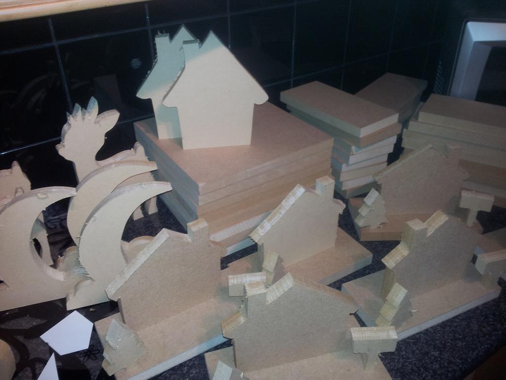 PrettyLthings1's tweet image. How @PrettyLthings1  are made :-)
#designed #cut #finished by me.
Love my job ♥