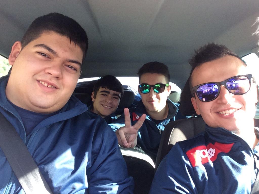 tmchinato's tweet photo. 🔫🔫💣🔪 http://t.co/RFzEITbb3Z