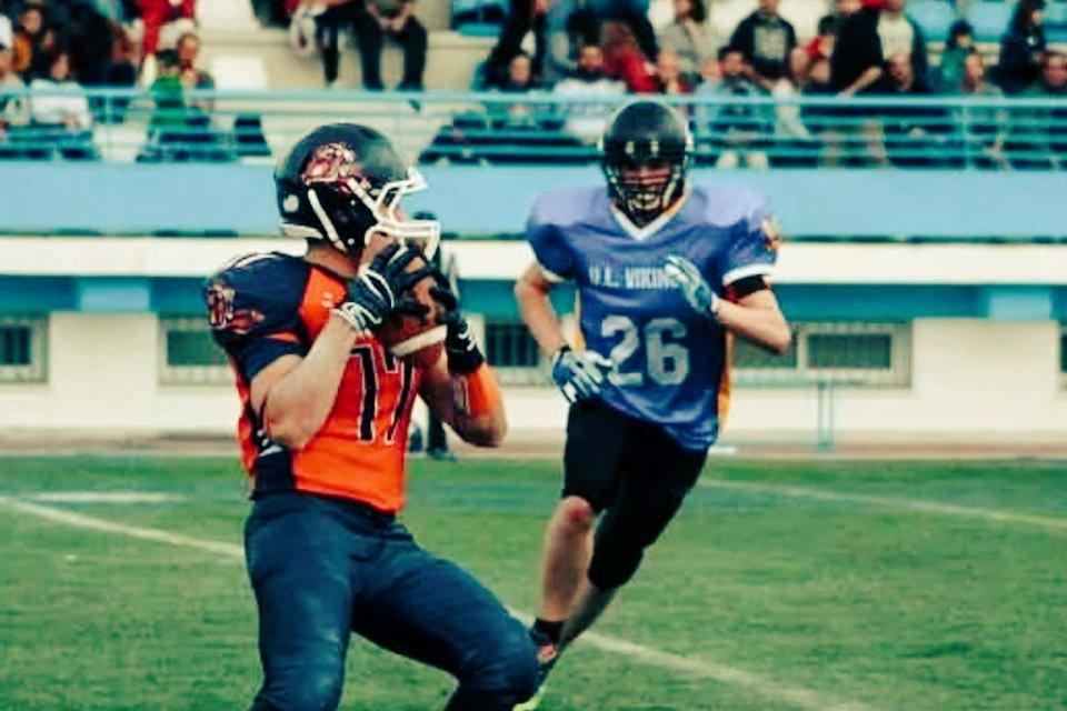 PhilipKroupa's tweet photo. Didn't even see me coming. #NFL #AmericanFootball #Defense http://t.co/i9iTfITVdq