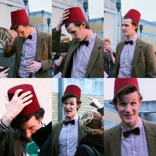 Polina14Ru's tweet photo. Фески это круто ! :D
#DoctorWho 
#Fez 
#Cool http://t.co/6l0s63vuZf