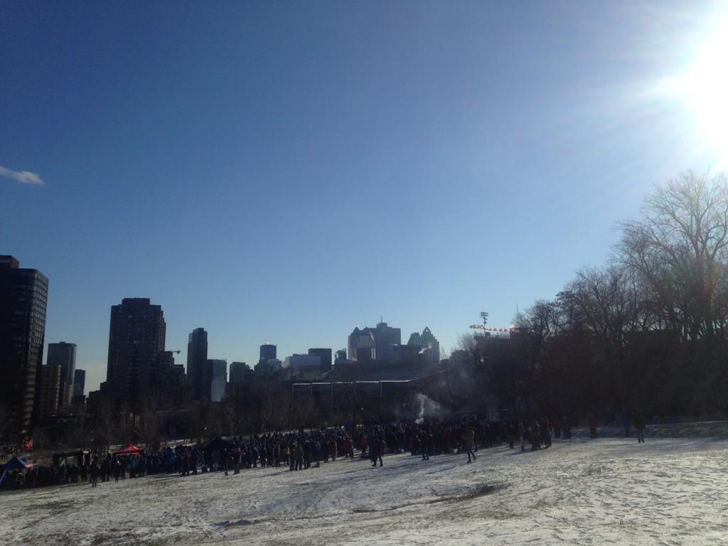 LidsStrCond's tweet image. Tailgating outside of McGill stadium it's going to be a packed house!! Go Mac !
@McMasterSports