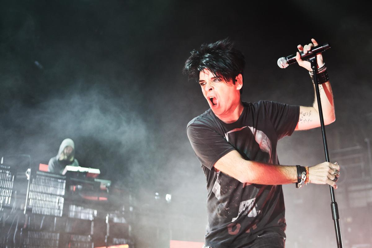 THE LINE of BEST FIT tweet media