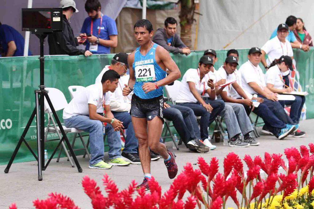 sonora969's tweet photo. ¡¡¡¡¡ORO!!!!!! para ¡¡¡¡Guatemala!!!! Erick Barrondo se consagra en los 50km marcha de #Veracruz2014 #OrgulloChapin. http://t.co/LpdHdLxJGh