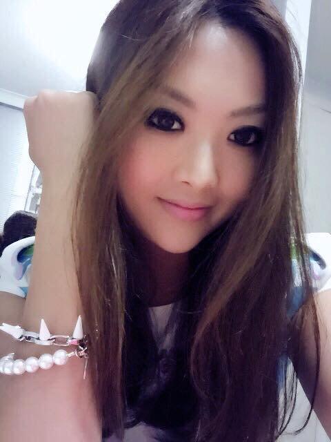 Cecilia_S_Wu's tweet photo. #JoomiLim #JoomiSpike #whiteout ❤️⚪️⚪️⚪️❤️ http://t.co/9lyd6ZfRE7