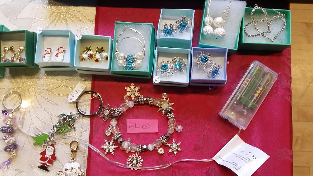 CharmedByCheryl's tweet photo. #swansea #mumbles #christmas at the ostreme centre http://t.co/UX5d3eaDVd