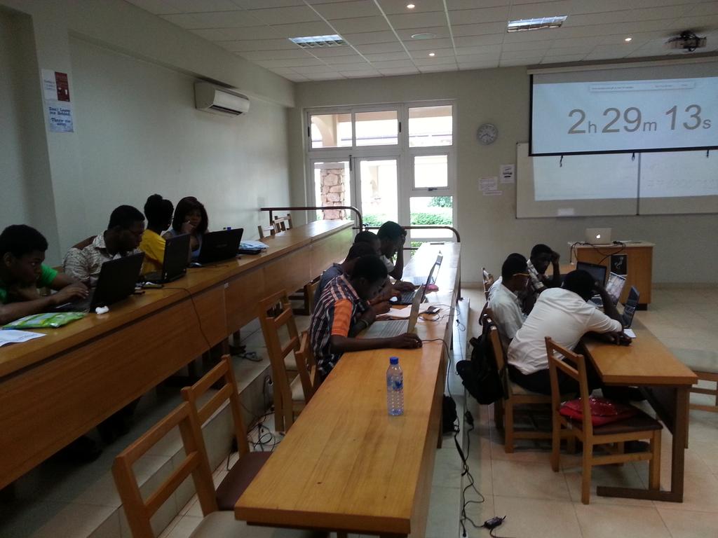 sonofanlo's tweet photo. #AshesiCodeFair various teams on their project..... @Campus_Xpress_ http://t.co/L297f28pCe