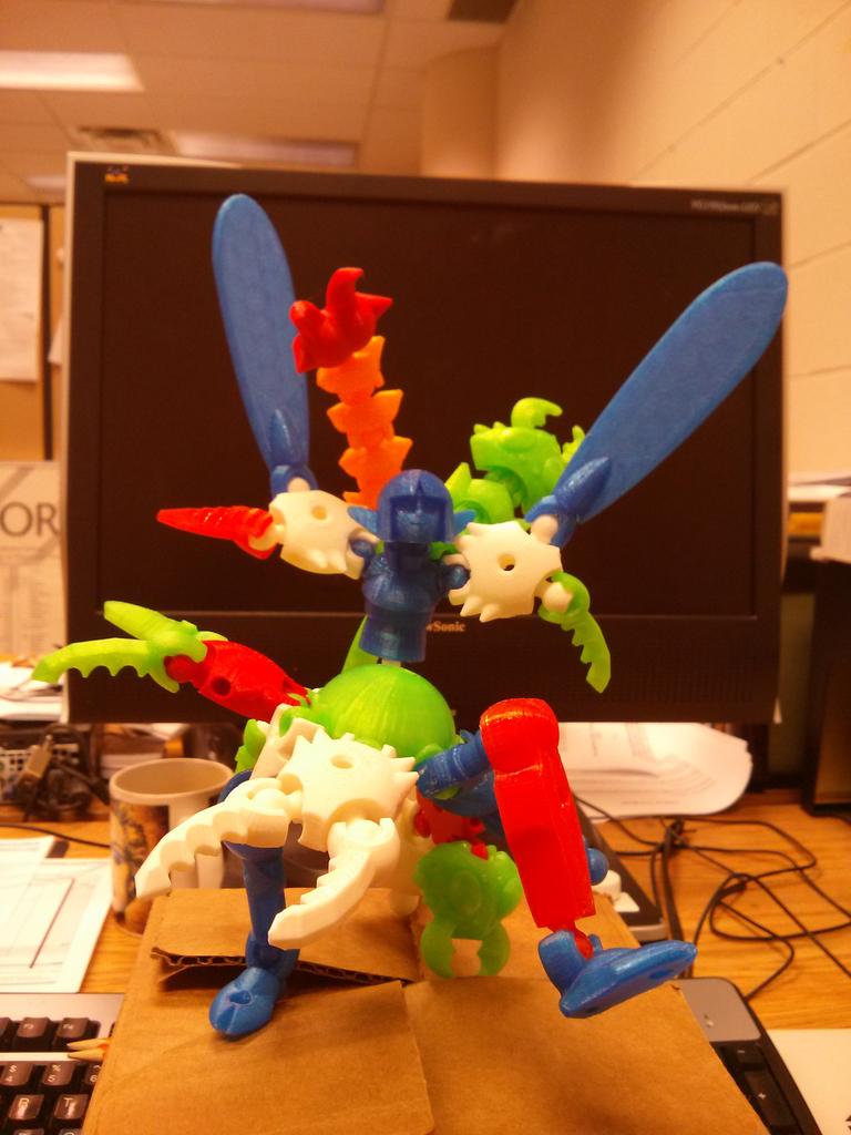 only1phoenixx's tweet image. @ab81 In case u have to work this wknd, you&apos;ll have some cool company :-) #Modio #3Dprinting #Derekistoocool