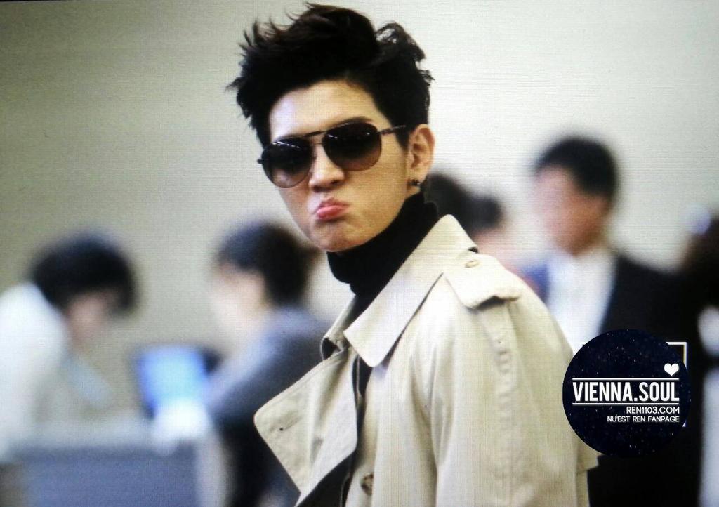 minki_hstar's tweet photo. Bye 👋👋👋 http://t.co/ftwOkrvNM3
