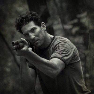 HappensRick's tweet photo. RT for Rick Grimes.   FAV for Shane Walsh http://t.co/7T9GaBDgCw