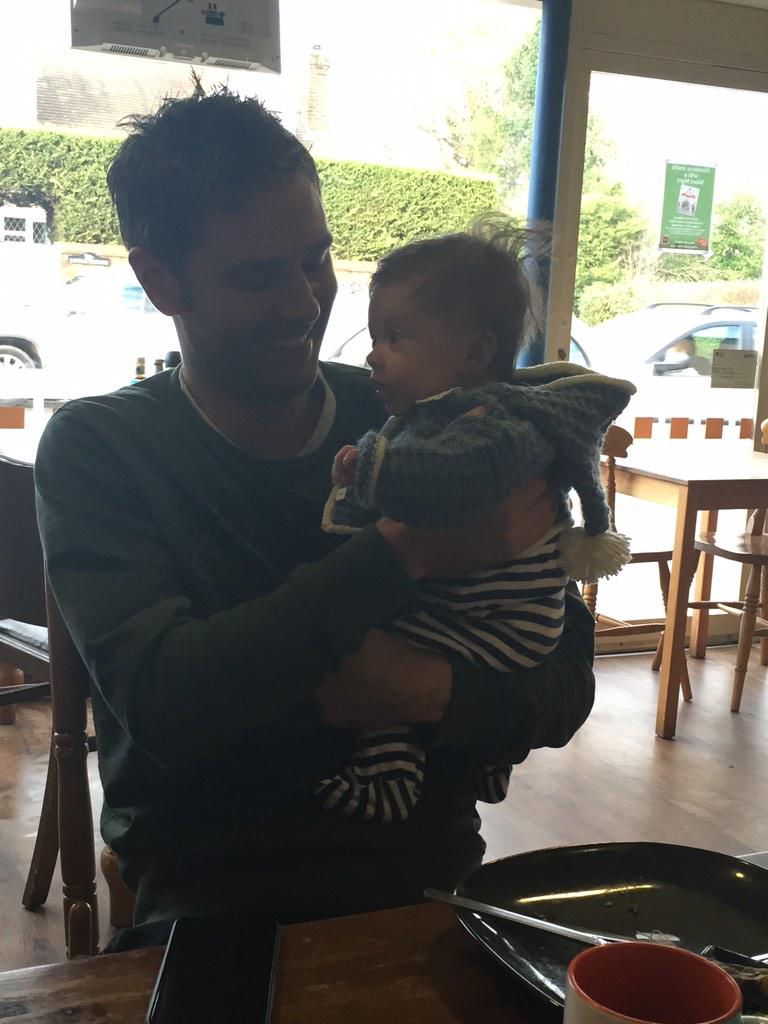jaygouldo11's tweet photo. Parenting skills #futureprospects http://t.co/AJpgFKw7Xb