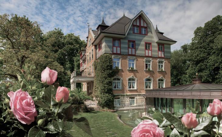 RadissonSG's tweet photo. To all guests visiting St. Gallen for the Rosenbergball: Enjoy the night!
#InstRosenberg #Rosenbergball #happyweekend http://t.co/G8pcAcnTWF