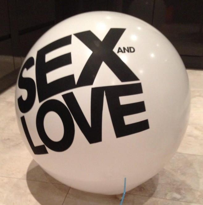 BecausEnrique's tweet photo. SEX AND LOVE🎈 #Meencaaanta #Loquieroooo😻😻 @enrique305 http://t.co/NkFIgPJKFu