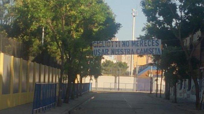 fedep89's tweet photo. @damiancardin por ese? http://t.co/Iot6okUOp2