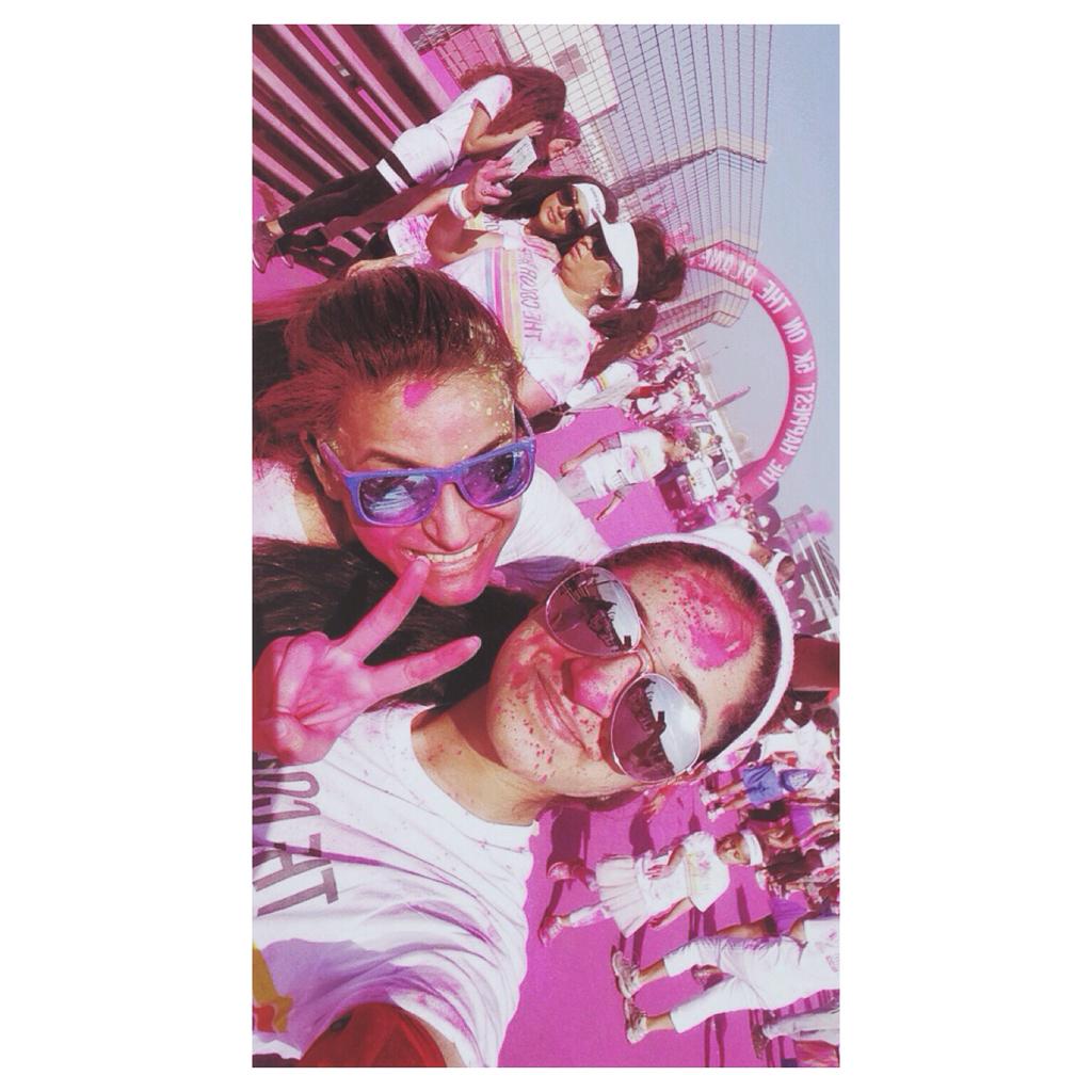 zahrakarmally's tweet image. Today was absolutely mental!!😝🌈 #ColorRunUAE #happiest5kontheplanet