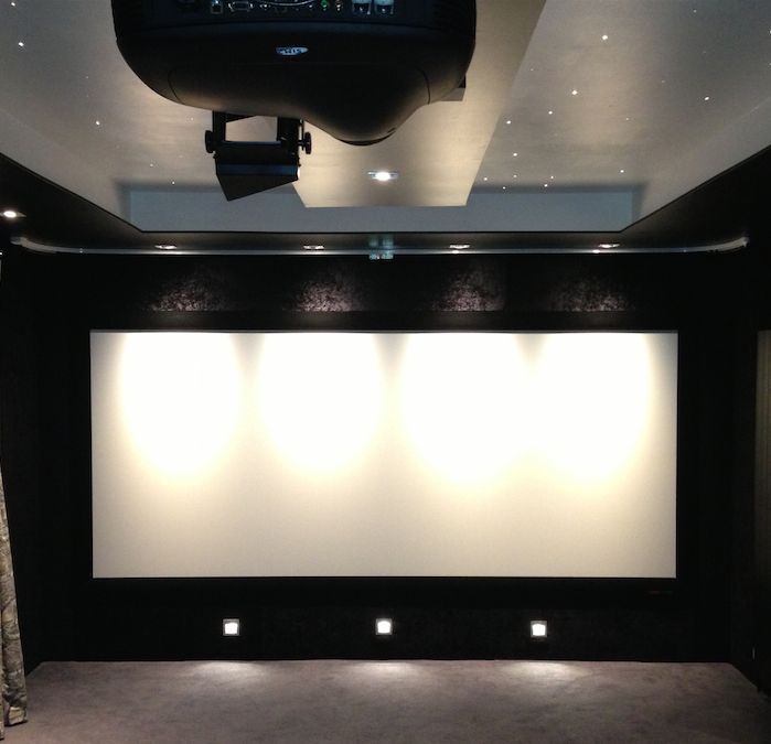 ILSUK_'s tweet photo. Fibre Optic Star Ceiling With Twinkle Effect &amp; RGB Colour Change LED Strip  #HomeCinema #IntelligentLighting #Rako http://t.co/nQ70b9kZtp