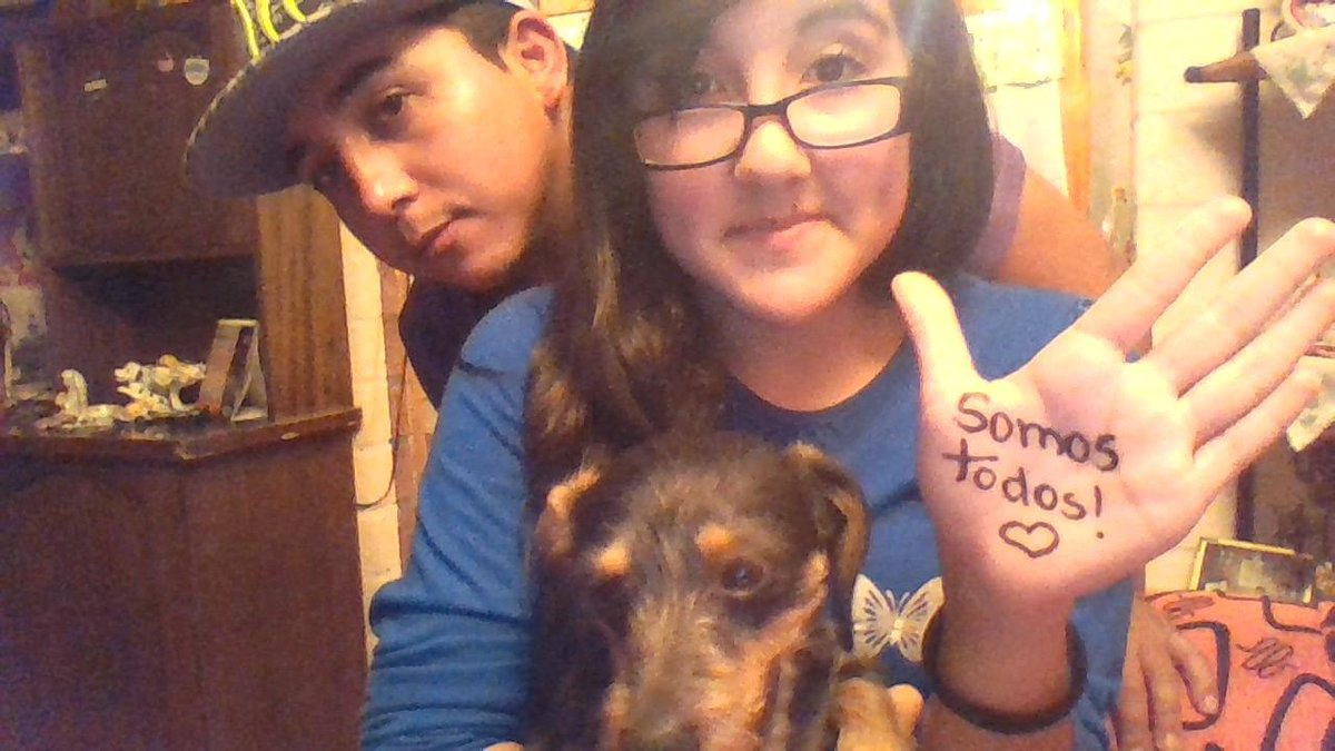 HellenSraStyles's tweet photo. #Selfieton Con mi Hermano &amp; mi Perrita <3 http://t.co/ciMn5ney3z