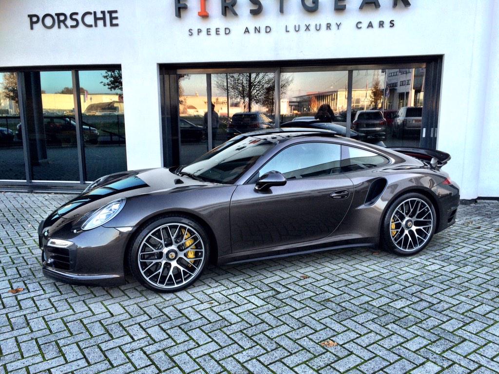 firstgearcars's tweet photo. Vandaag verkocht deze Porsche Turbo S. #porsche #turbo #turbos #911 http://t.co/maiZMPr8Ng