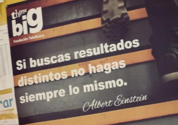 IndreGu's tweet photo. "Si buscas resultados distintos no hagas siempre lo mismo". Por gran día con @thinkbigjovenes #starttb @OpenFuture_ http://t.co/J26Q1ItXuS
