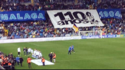 filaceromalaga's tweet photo. @GradaMCF @frentebokeron86 que grandes http://t.co/Y6OsB5pOZw