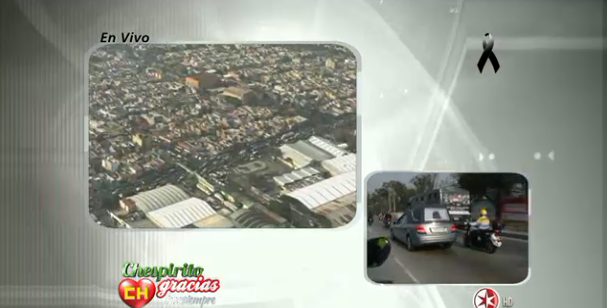 TelevisaTVmx's tweet photo. Muestras de cariño en el cortejo funebre a nuestro inolvidable #Chespirito. Transmisión http://t.co/YRsGbskiR7 http://t.co/rmgtpNyhXB