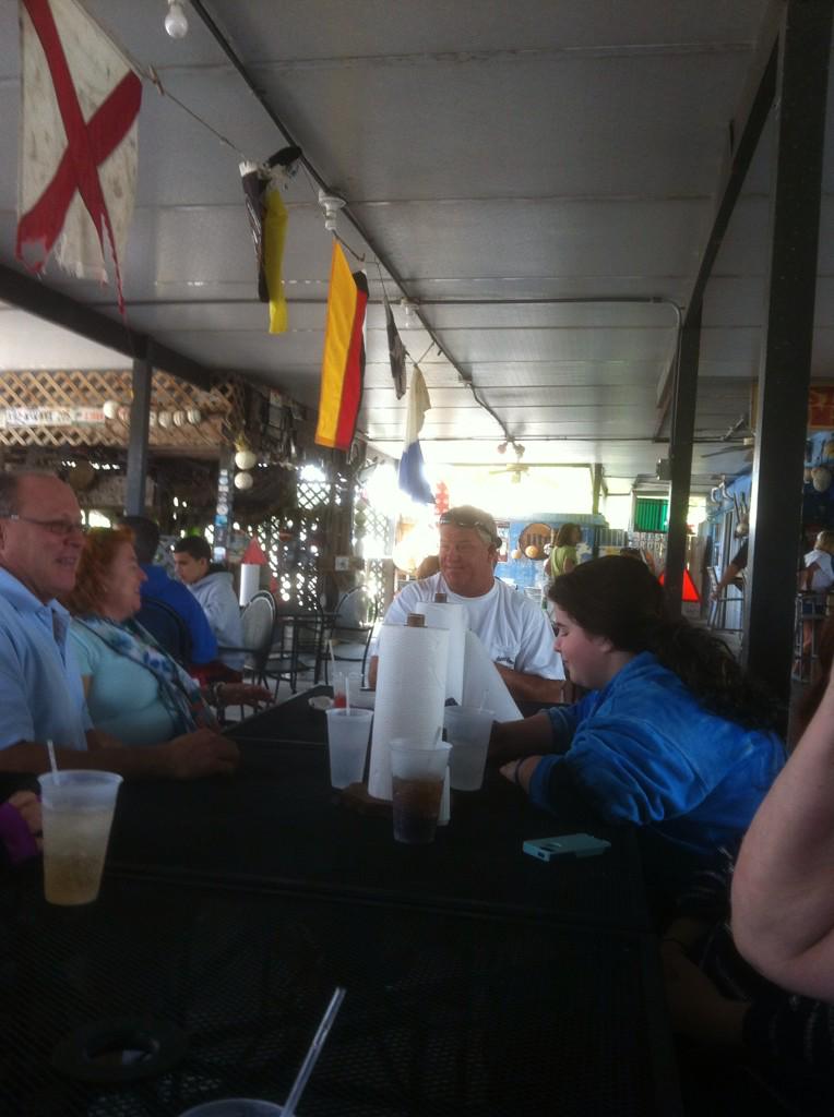 TraversBuzz's tweet photo. http://t.co/UDKLtT6qmh