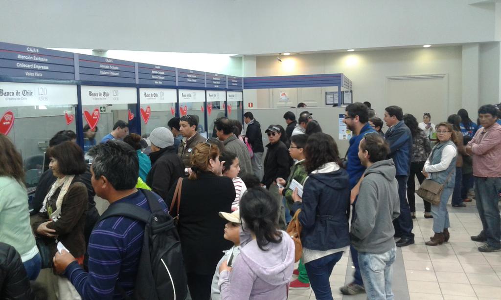 FPalominosCasas's tweet photo. En #Osorno colas @Teleton http://t.co/hzdynWLISJ