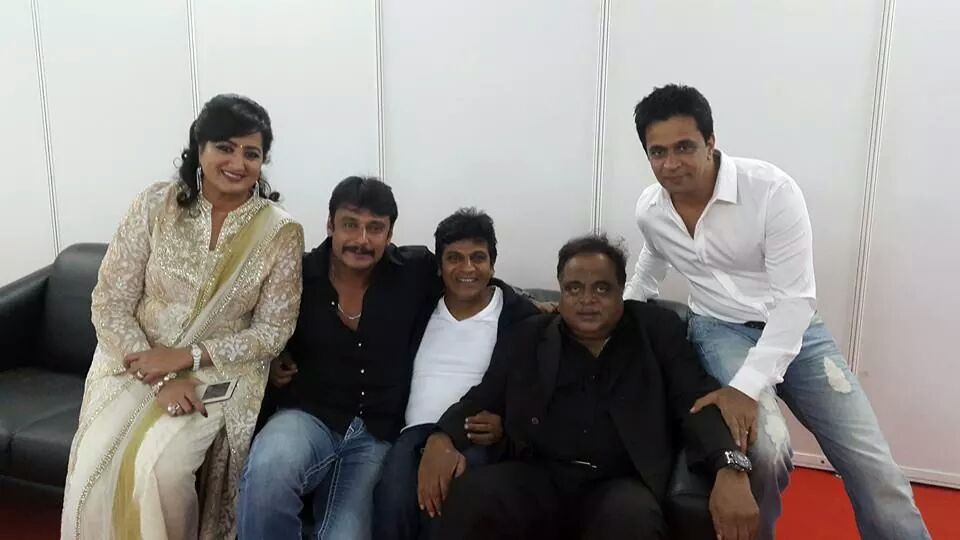 sumalathaA's tweet photo. Industry is one...others..pls stop sensationalising..proud of darshan n sudip for disproving all rumors http://t.co/BEKVyKJkQM