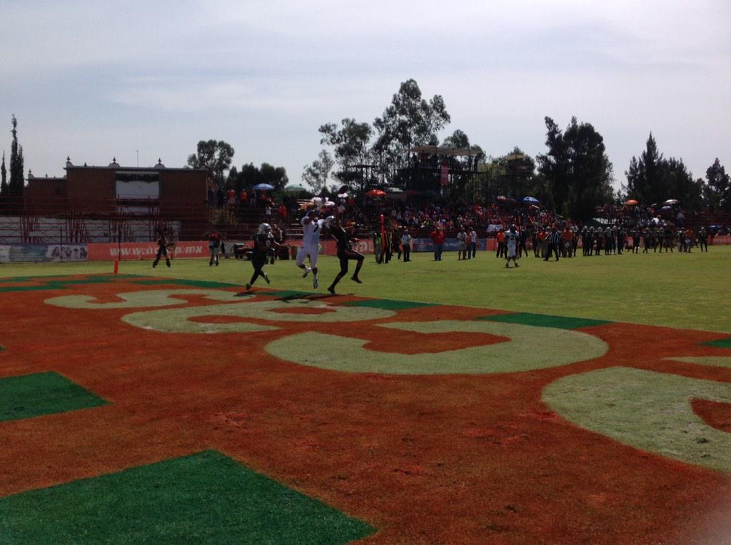 ElBookmaker's tweet photo. José Manuel Flore recepción de 38 yardas touchdown Gamos!

@GamosMexico 07
@aztecasudlap 00

2Q http://t.co/5u1PLccQoD