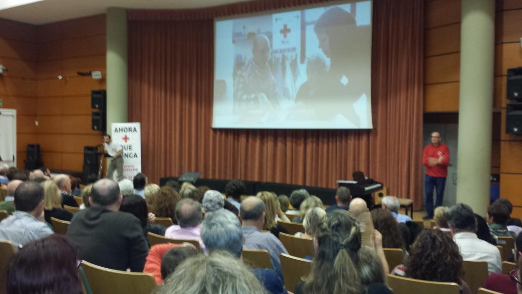 CruzRojaCV's tweet image. Veus amb cor expone la labor de @cruzrojaesp para el Llamamiento Ahora+que nunca. Voces y corazones solidarios