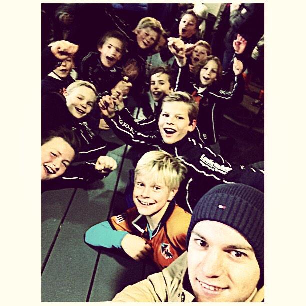 rolfdiederen's tweet photo. Jongens D2 kampioen geworden @MHCOranjeZwart http://t.co/ND2ChgJEnf