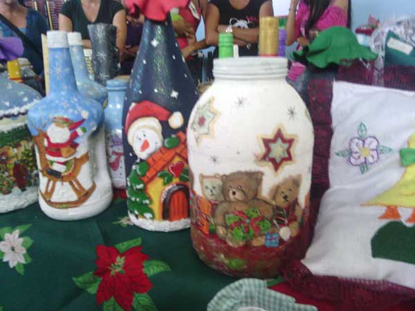 juninrubio's tweet photo. Jornada de exposiciones Escuela Labores SAN JOSE DE BRAMON.   @vimi3v @SaIaTachira @HectoRodriguez http://t.co/xp5r3hTlqk