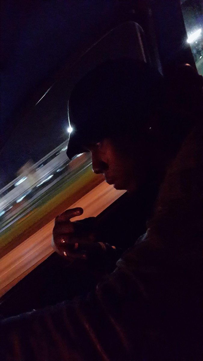 OneTrueStunna's tweet photo. Basic niggas fall in love.... The only time i fall is when i drink too much http://t.co/cRGrN47D93