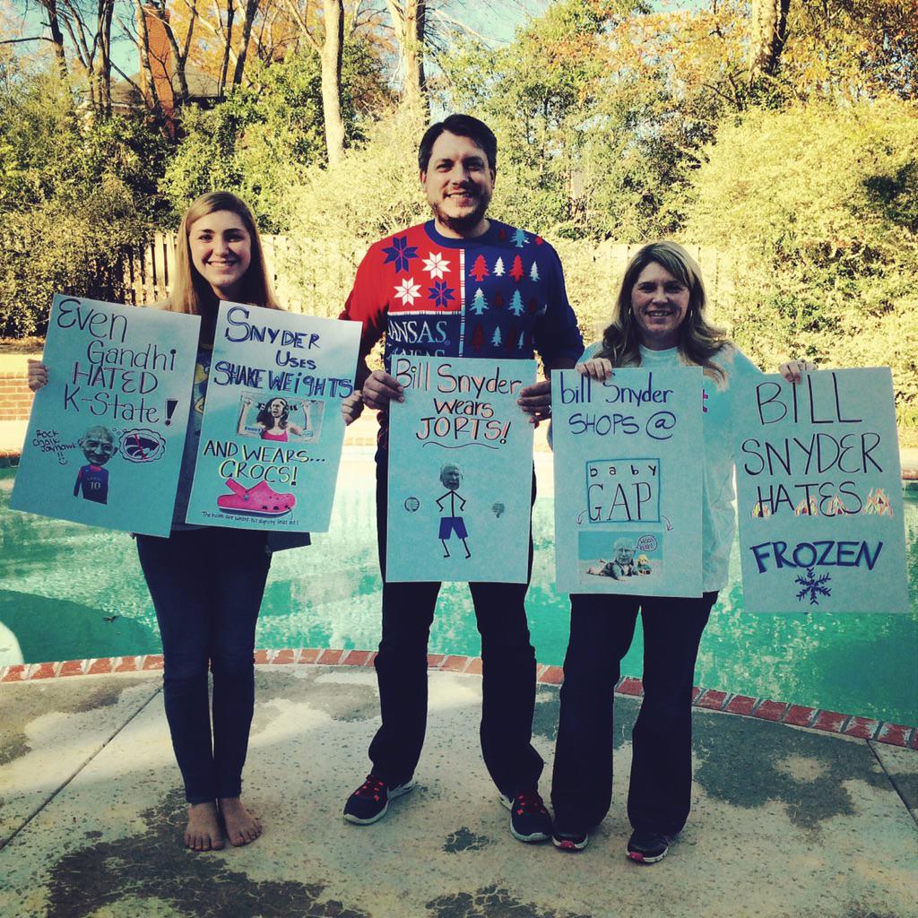 96jhox's tweet photo. A Rock Chalk Game day from Augusta, GA! @KUnews @KUAthletics @KUFanatics @KU_Football  @KUBigJay @KUGameday http://t.co/whTCNWJgOL