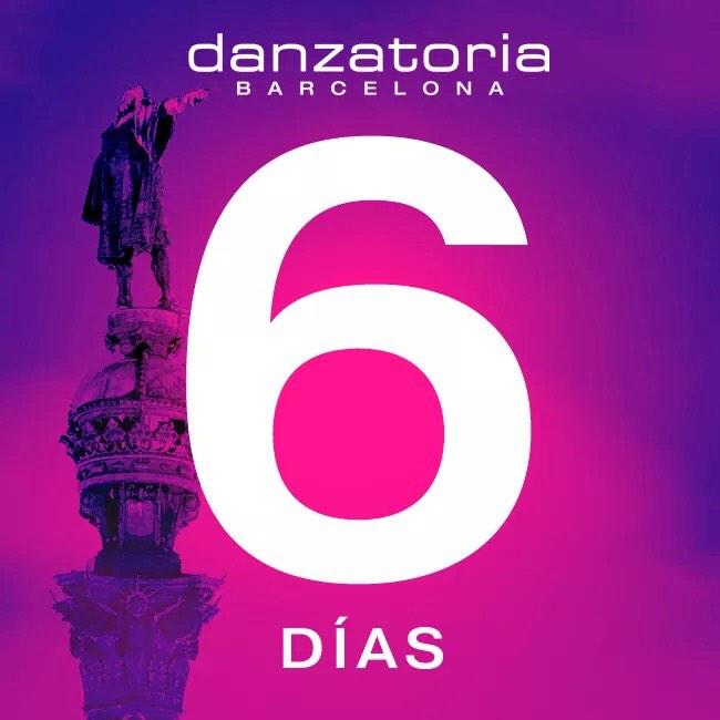 clubdanzabcn's tweet photo. ¡Un día menos! Lo bueno se hace esperar @robertmassanet @mireiiatorre @HektorMass @carlosramosdj  #youmaketheclub http://t.co/dXZeMpQeui