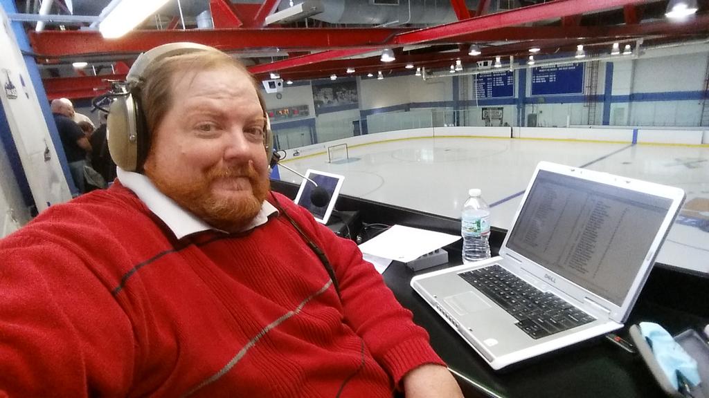 BillR_SSfooty's tweet photo. Good to see the @BostonCWHL Blades in action tonight. One week from tonight - we go LIVE again! #CanNotFreakingWait http://t.co/ecr7NUjlKo